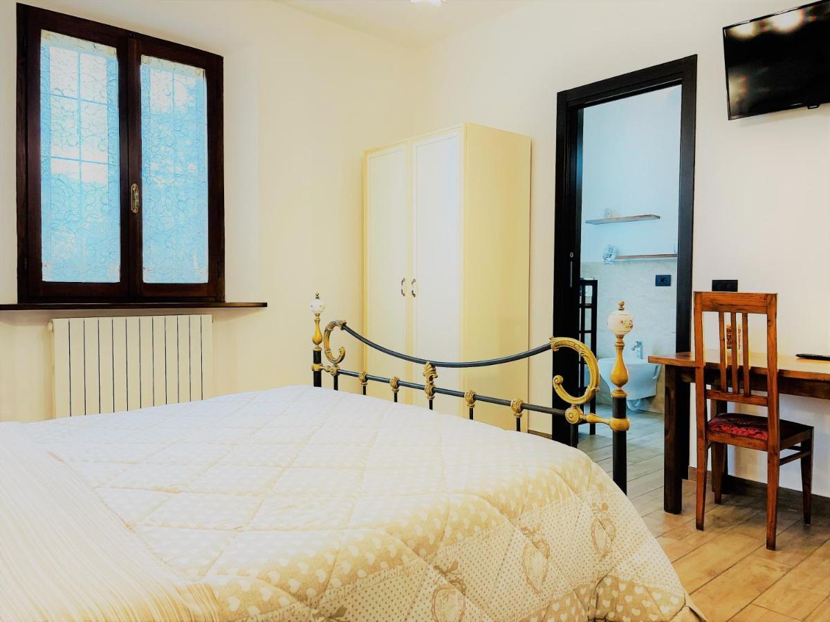 B&B Villa Incrocca Cerreto dʼEsi Esterno foto