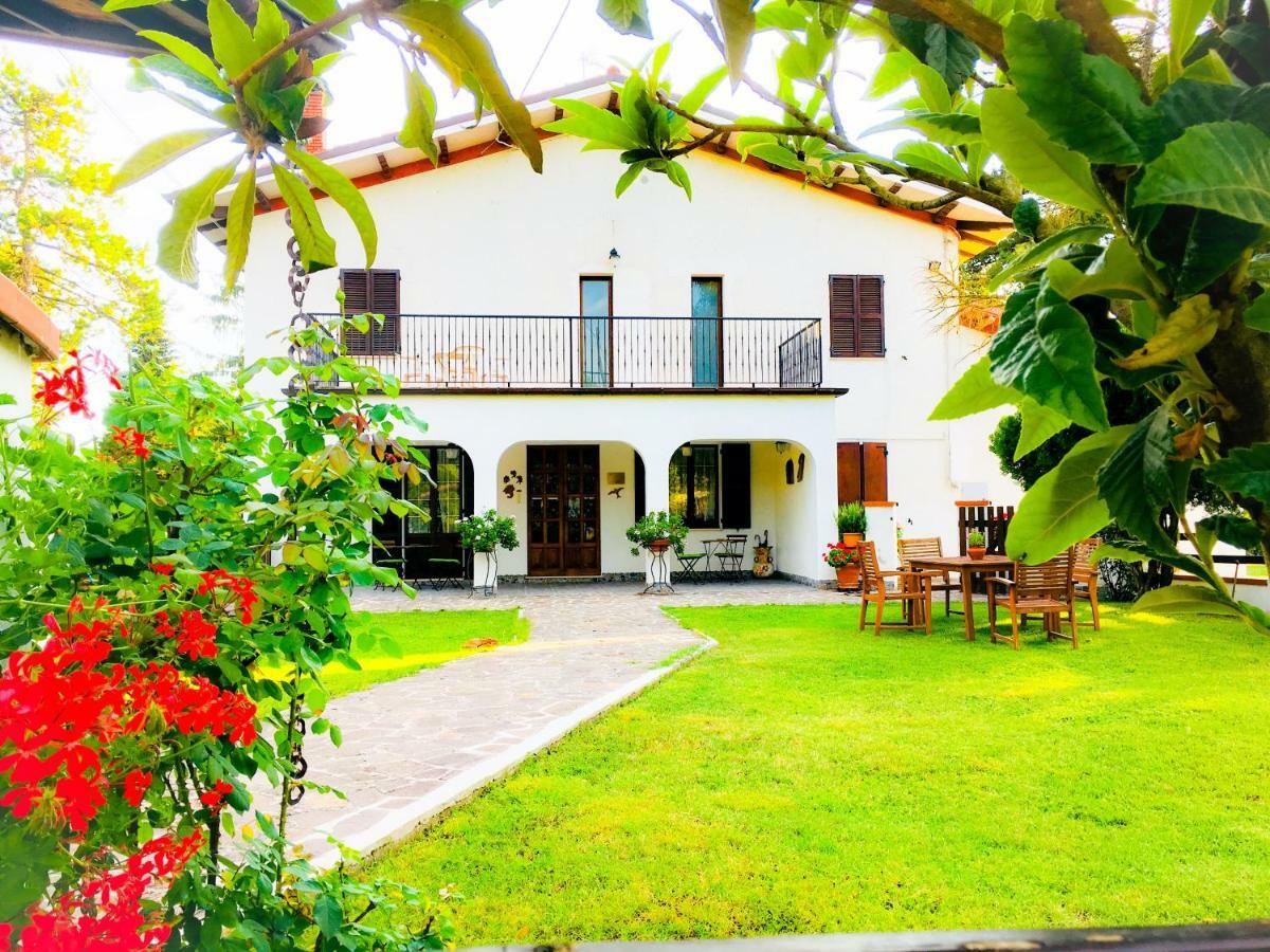 B&B Villa Incrocca Cerreto dʼEsi Esterno foto